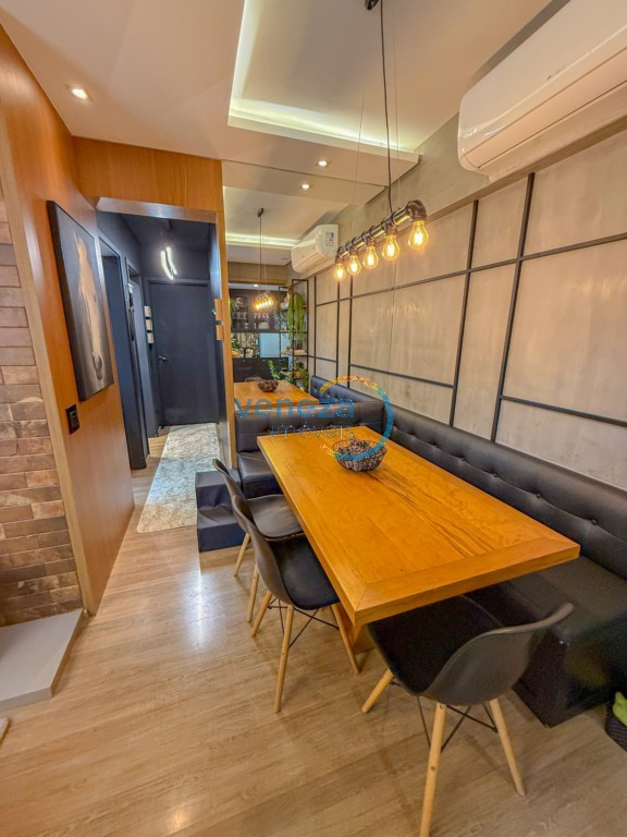 Apartamento à venda no bairro Aurora de Londrina com 75m<sup>2</sup> útil, 3 quartos, 1 vaga de garagem