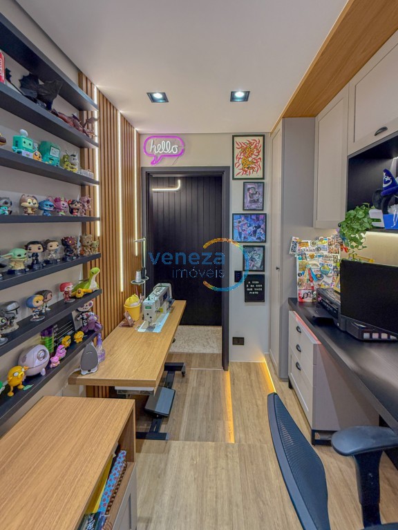 Apartamento à venda no bairro Aurora de Londrina com 75m<sup>2</sup> útil, 3 quartos, 1 vaga de garagem