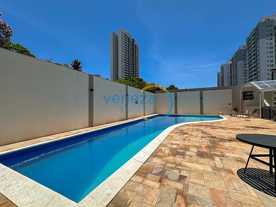 Apartamento à venda no bairro Aurora de Londrina com 75m<sup>2</sup> útil, 3 quartos, 1 vaga de garagem