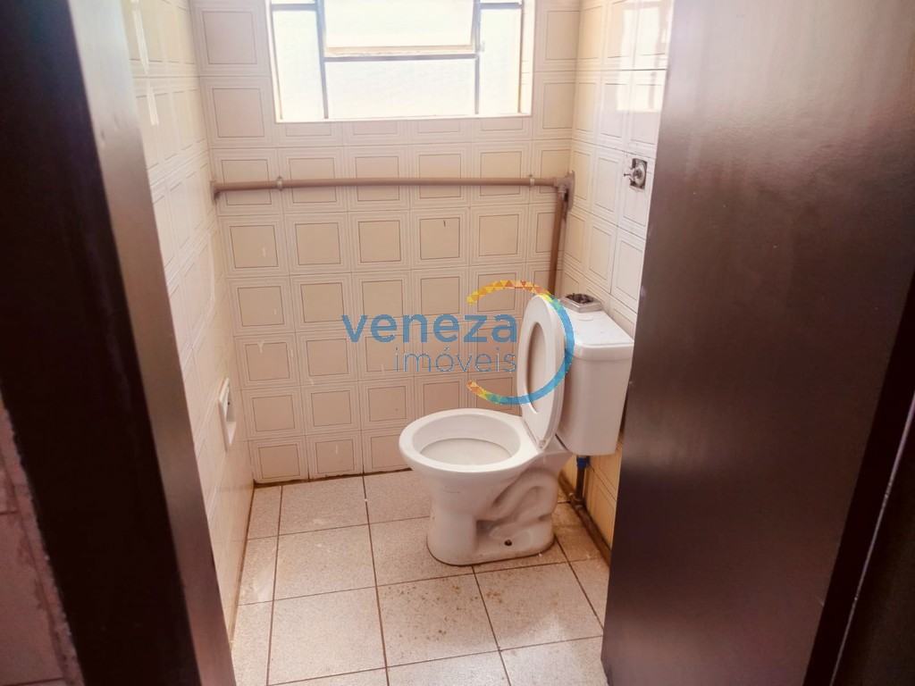 Casa Comercial para locação no bairro Yara de Londrina com 260m<sup>2</sup> útil, 4 vagas de garagem