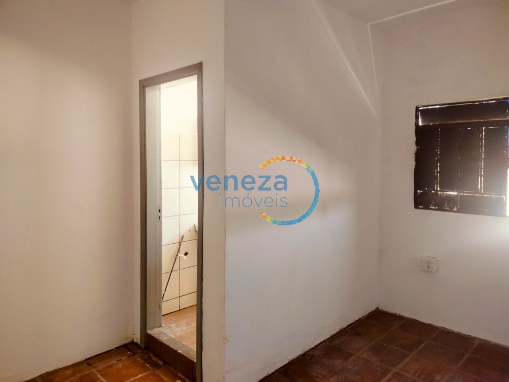 Casa Comercial para locação no bairro Yara de Londrina com 260m<sup>2</sup> útil, 4 vagas de garagem