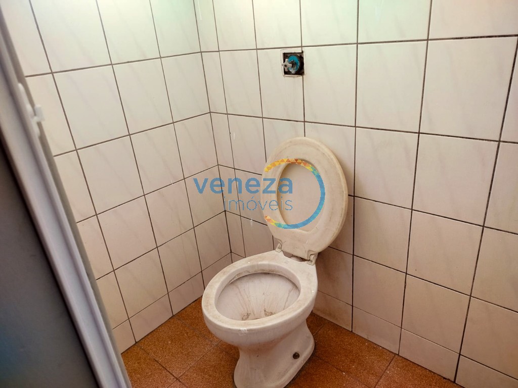 Casa Comercial para locação no bairro Yara de Londrina com 260m<sup>2</sup> útil, 4 vagas de garagem