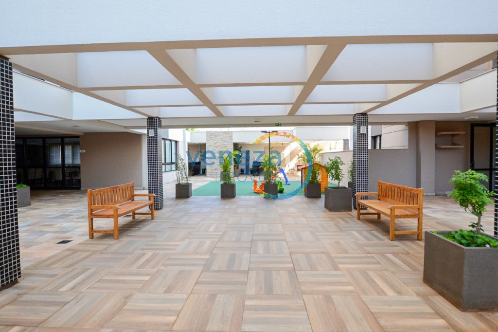 Apartamento à venda no bairro Brasil de Londrina com 65.85m<sup>2</sup> útil, 3 quartos, 2 vagas de garagem