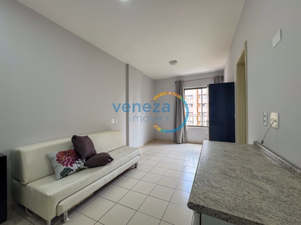 Apartamento para locação no bairro Centro de Londrina com 29.04m<sup>2</sup> útil, 1 quarto
