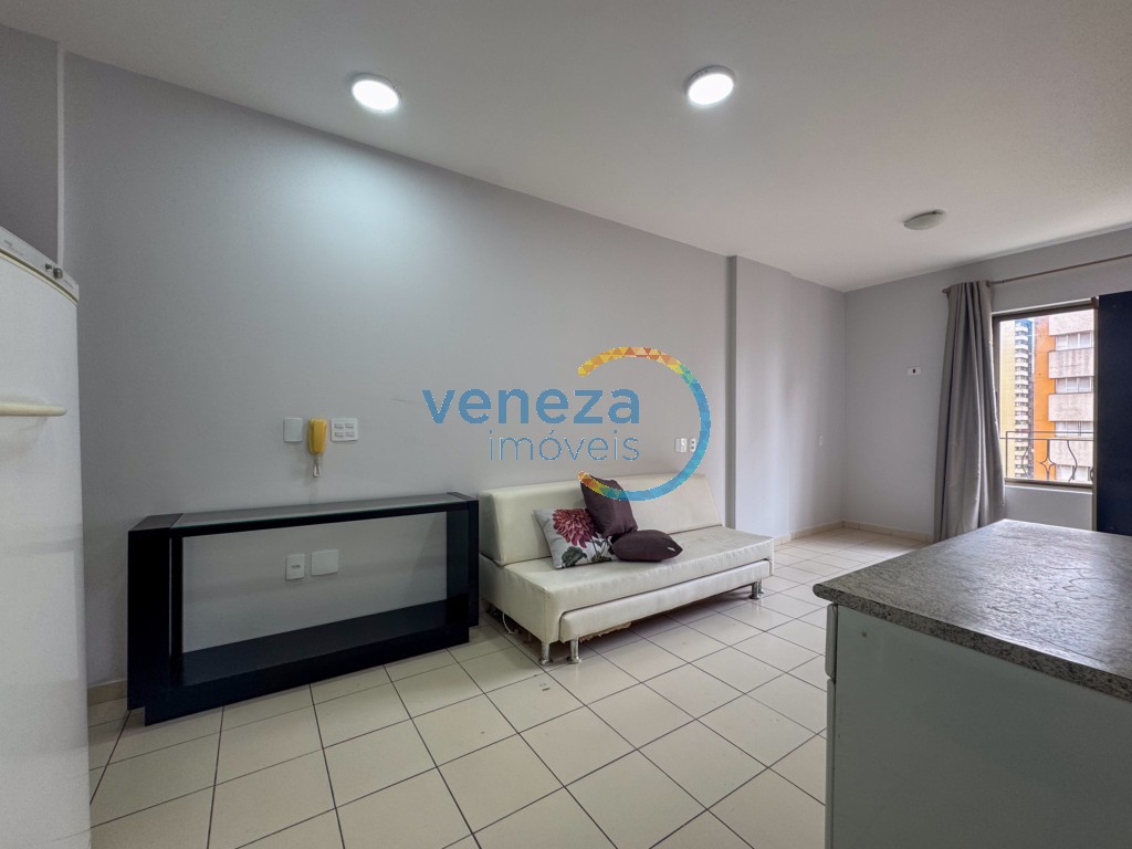 Apartamento para locação no bairro Centro de Londrina com 29.04m<sup>2</sup> útil, 1 quarto