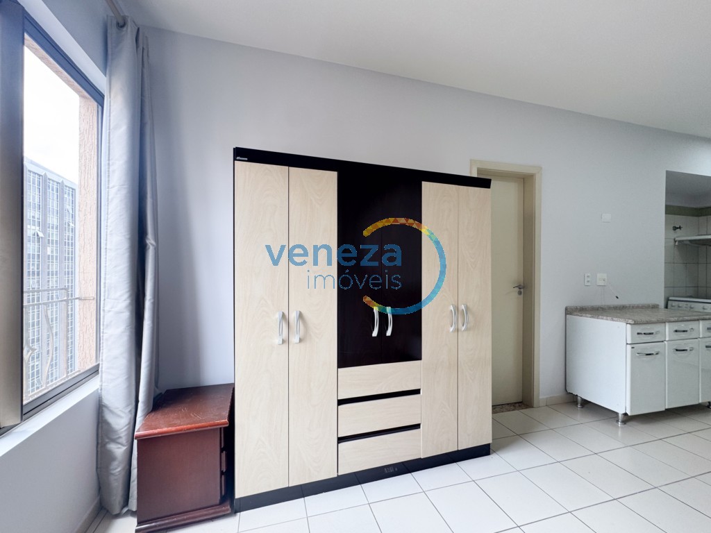 Apartamento para locação no bairro Centro de Londrina com 29.04m<sup>2</sup> útil, 1 quarto