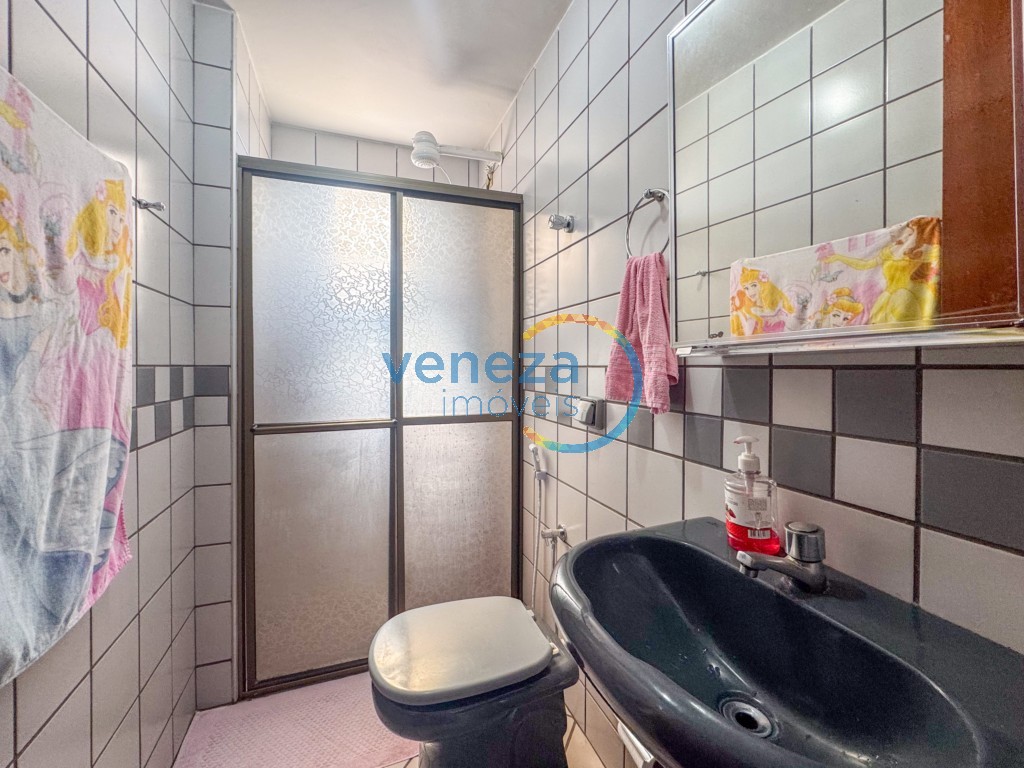 Apartamento à venda no bairro Higienopolis de Londrina com 47.8m<sup>2</sup> útil, 2 quartos, 1 vaga de garagem