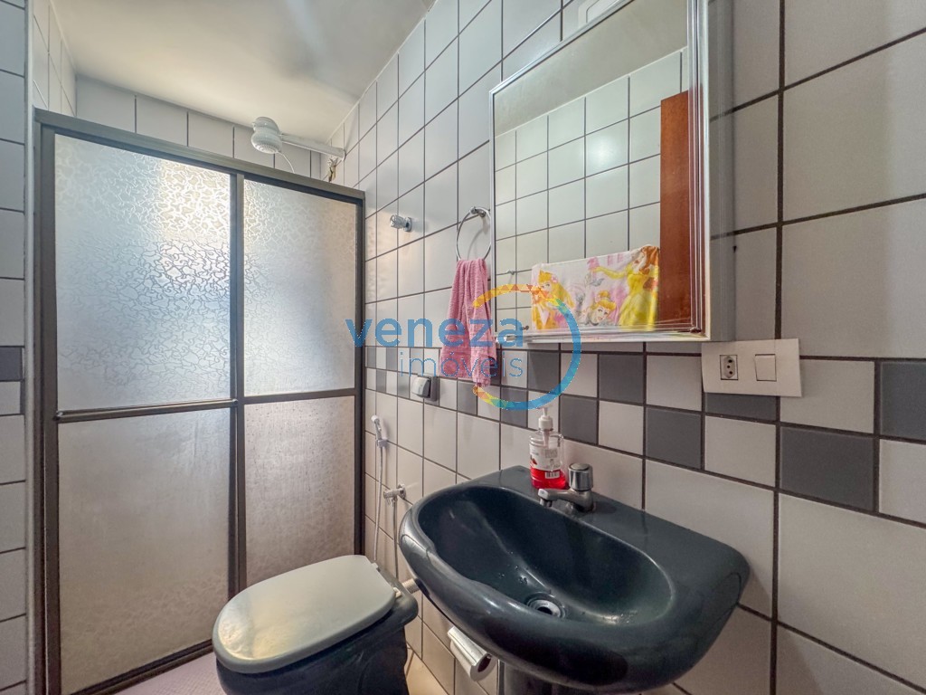 Apartamento à venda no bairro Higienopolis de Londrina com 47.8m<sup>2</sup> útil, 2 quartos, 1 vaga de garagem