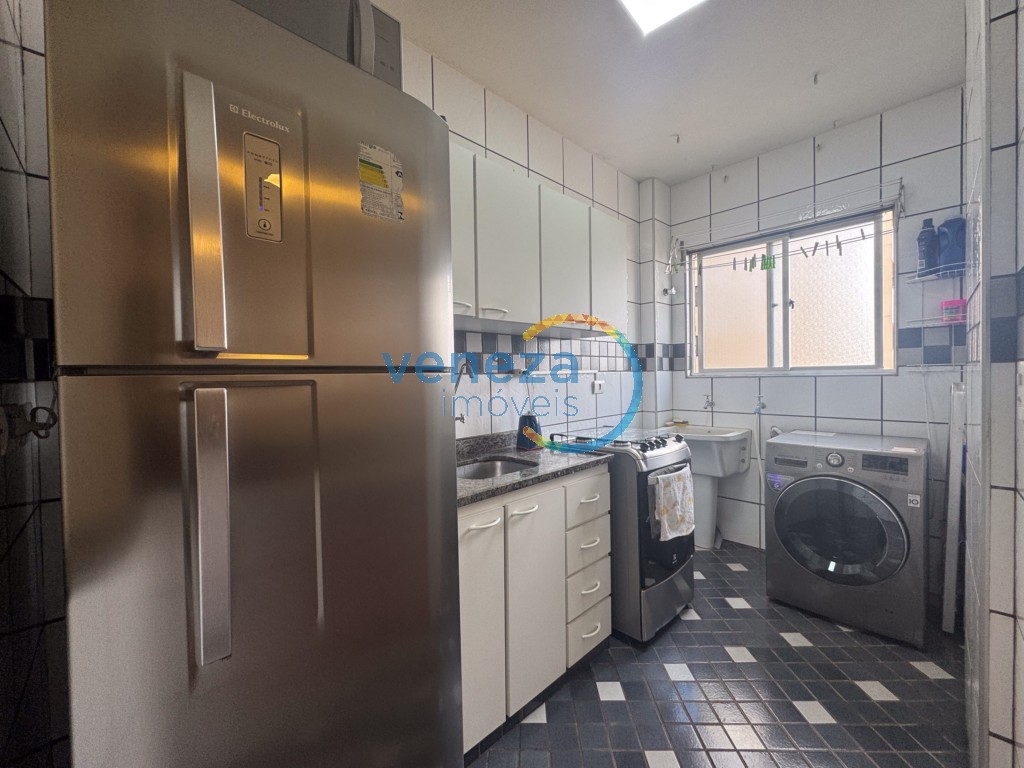 Apartamento à venda no bairro Higienopolis de Londrina com 47.8m<sup>2</sup> útil, 2 quartos, 1 vaga de garagem