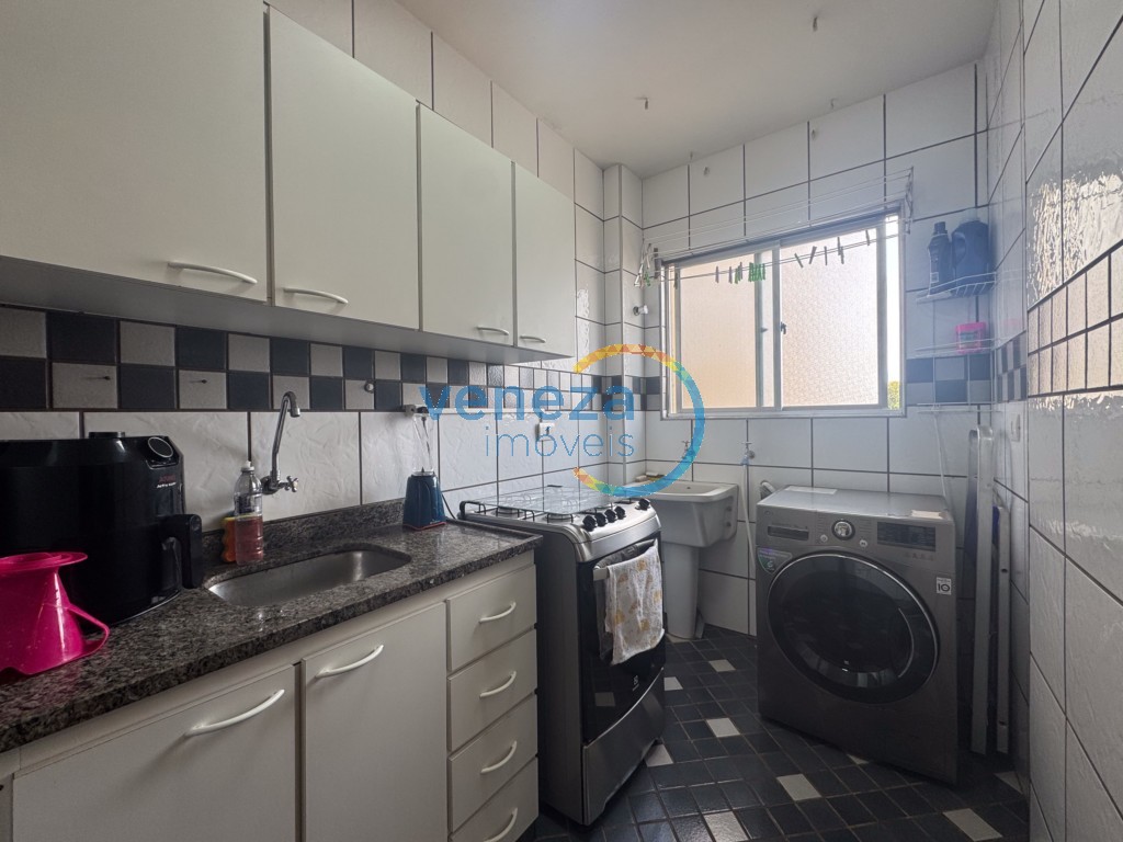 Apartamento à venda no bairro Higienopolis de Londrina com 47.8m<sup>2</sup> útil, 2 quartos, 1 vaga de garagem