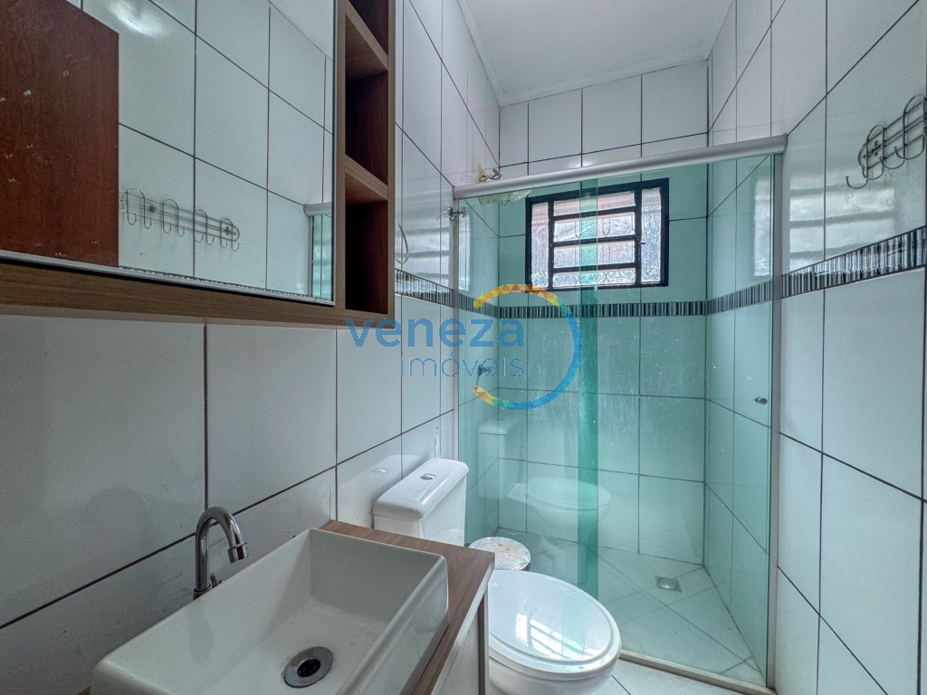 Casa Residencial à venda no bairro Alpes de Londrina com 80.61m<sup>2</sup> útil, 2 quartos, 2 vagas de garagem