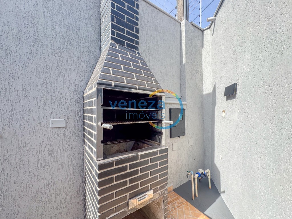 Casa Residencial à venda no bairro Alpes de Londrina com 80.61m<sup>2</sup> útil, 2 quartos, 2 vagas de garagem