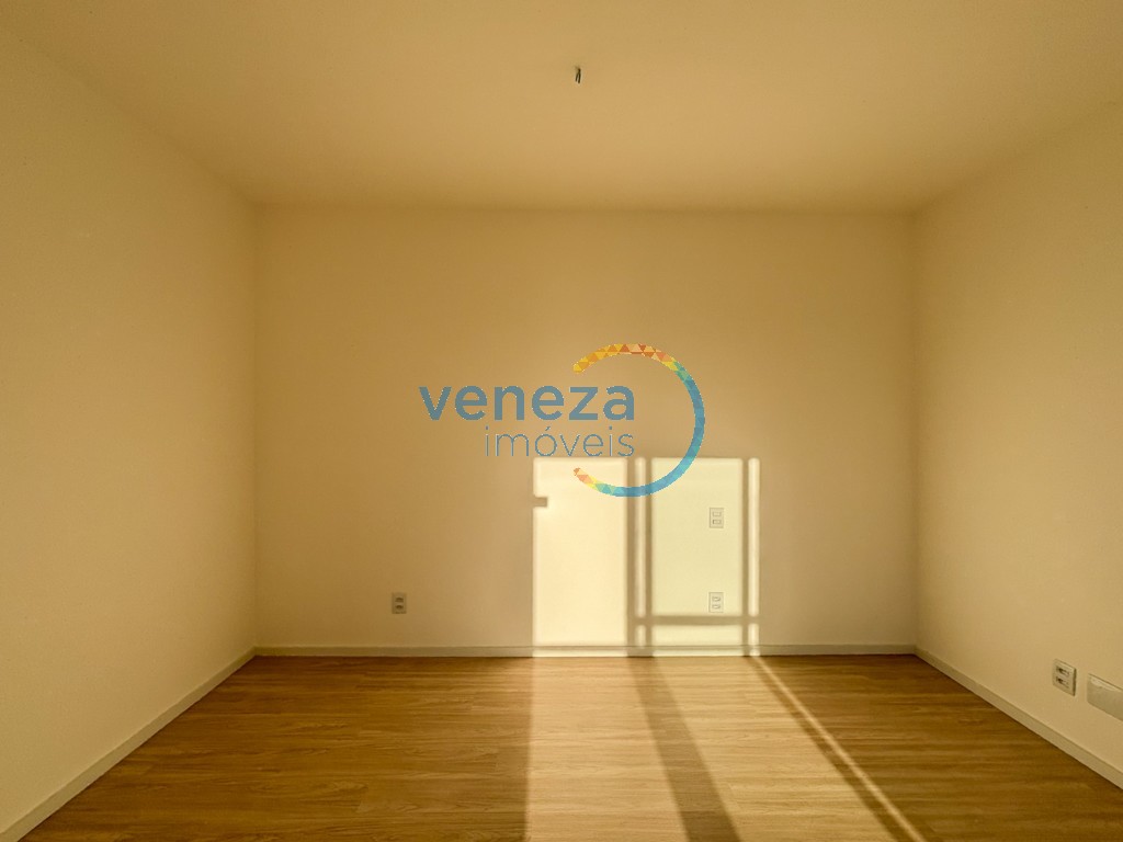 Apartamento à venda no bairro Gleba Palhano de Londrina com 87m<sup>2</sup> útil, 2 quartos, 2 vagas de garagem