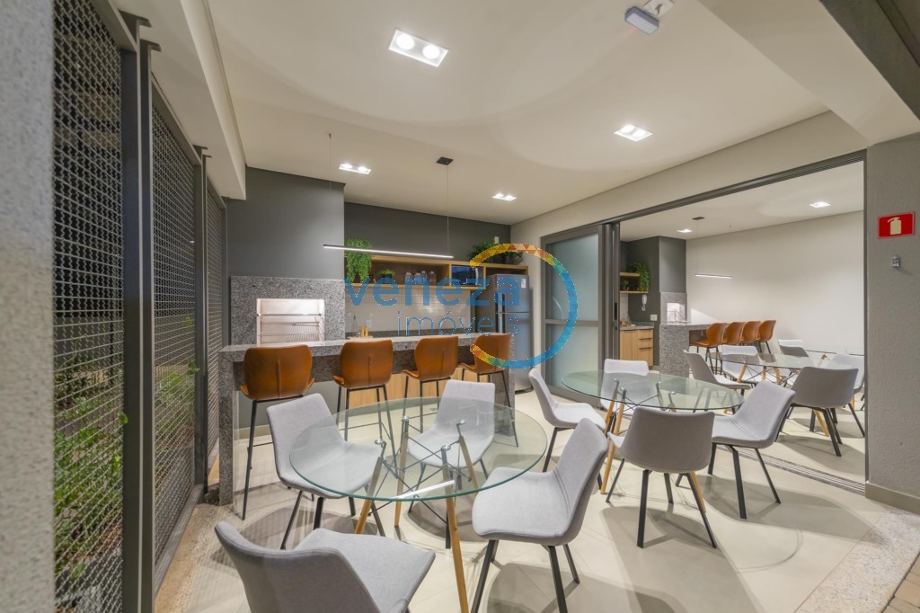 Apartamento à venda no bairro Vale dos Tucanos de Londrina com 51m<sup>2</sup> útil, 2 quartos, 1 vaga de garagem