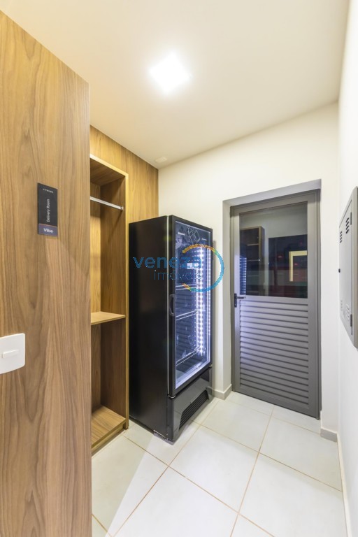 Apartamento à venda no bairro Vale dos Tucanos de Londrina com 51m<sup>2</sup> útil, 2 quartos, 1 vaga de garagem