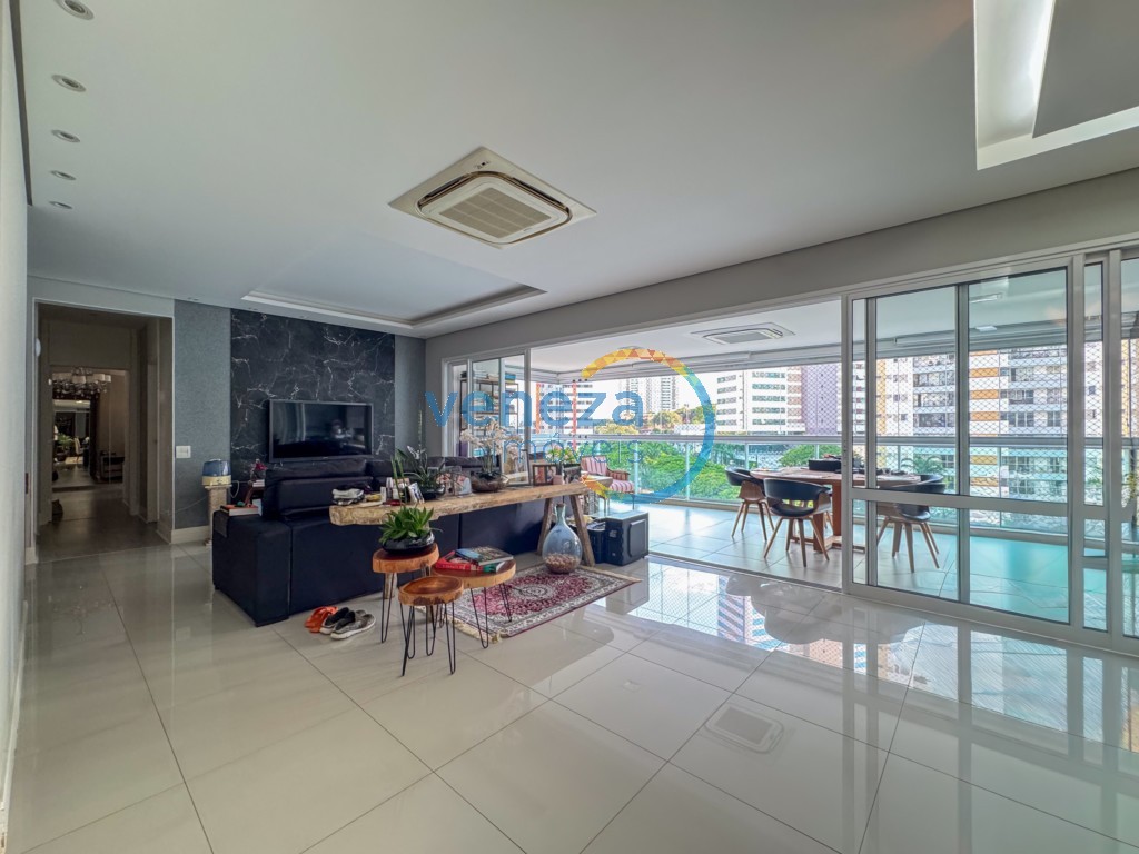 Apartamento para venda no Gleba Palhano em Londrina com 303m² por R$ 2.450.000,00