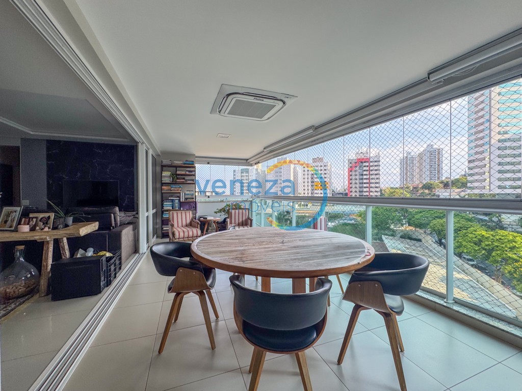 Apartamento à venda no bairro Gleba Palhano de Londrina com 182.49m<sup>2</sup> útil, 4 quartos, 3 vagas de garagem
