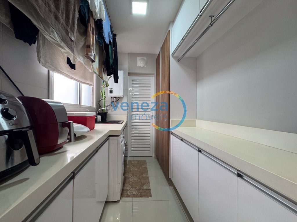 Apartamento à venda no bairro Gleba Palhano de Londrina com 182.49m<sup>2</sup> útil, 4 quartos, 3 vagas de garagem