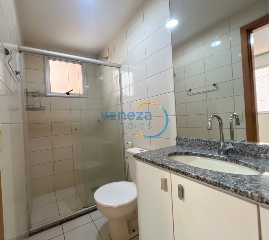 Apartamento para locação no bairro Gleba Palhano de Londrina com 69.72m<sup>2</sup> útil, 3 quartos, 2 vagas de garagem