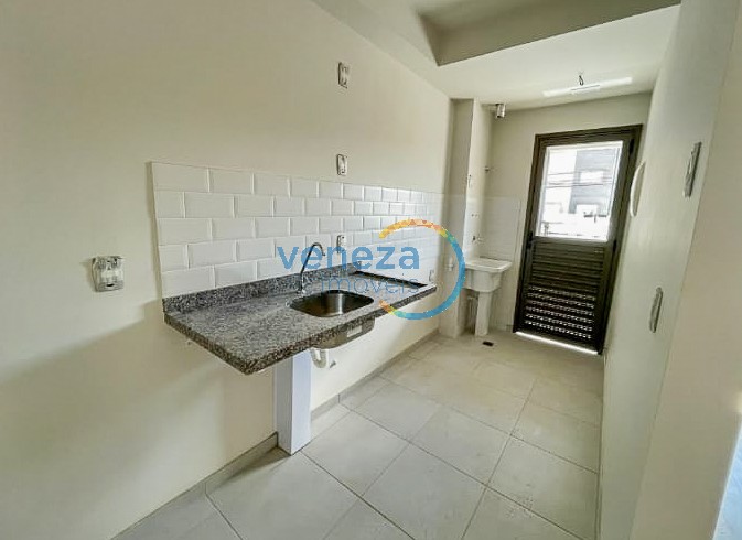 Apartamento à venda no bairro Aurora de Londrina com 51m<sup>2</sup> útil, 2 quartos, 1 vaga de garagem