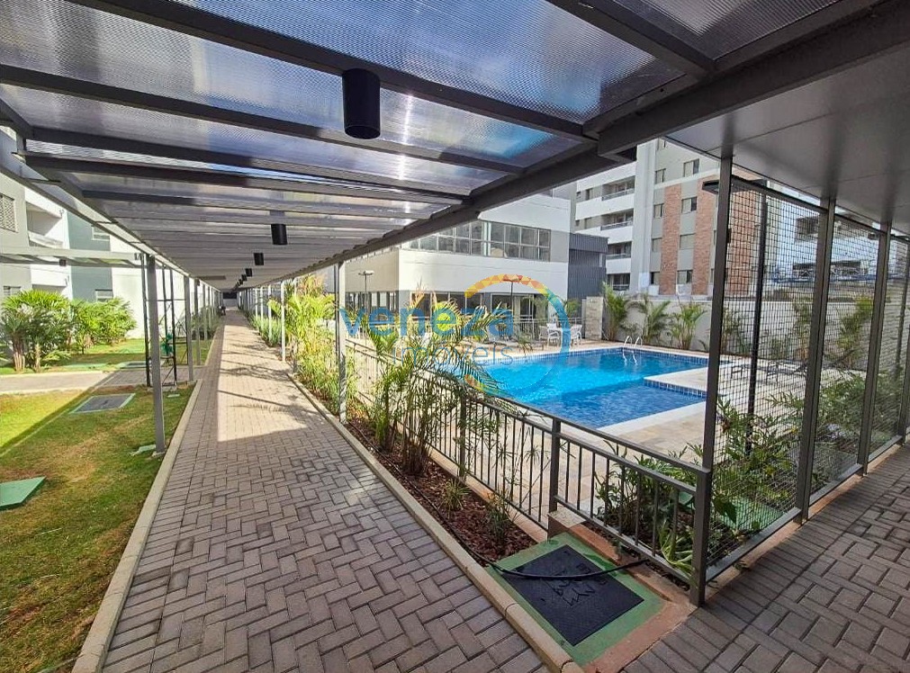 Apartamento à venda no bairro Aurora de Londrina com 51m<sup>2</sup> útil, 2 quartos, 1 vaga de garagem