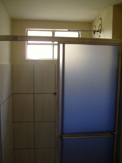 Apartamento à venda no bairro San Fernando de Londrina com 57m<sup>2</sup> útil, 2 quartos, 1 vaga de garagem