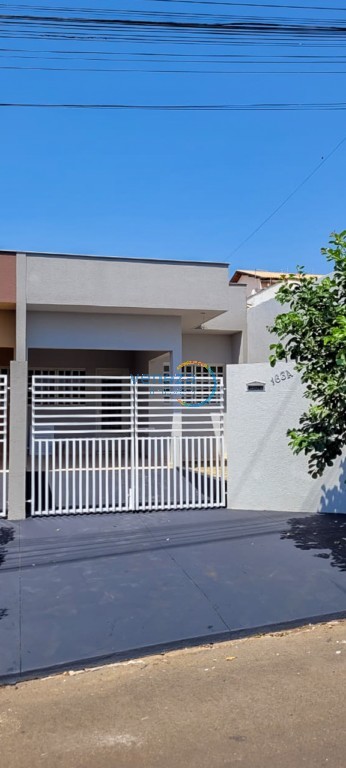 Casa Residencial à venda no bairro Vila Romana de Ibipora com 55m<sup>2</sup> útil, 2 quartos, 1 vaga de garagem