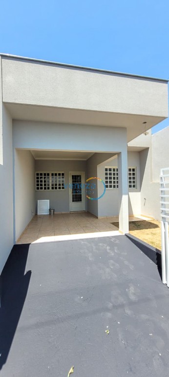 Casa Residencial à venda no bairro Vila Romana de Ibipora com 55m<sup>2</sup> útil, 2 quartos, 1 vaga de garagem