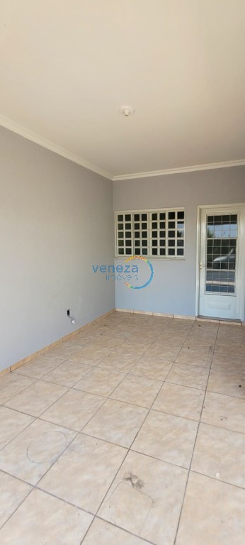 Casa Residencial à venda no bairro Vila Romana de Ibipora com 55m<sup>2</sup> útil, 2 quartos, 1 vaga de garagem