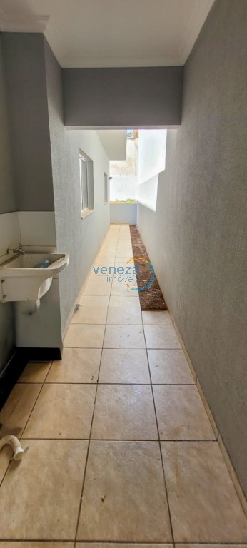 Casa Residencial à venda no bairro Vila Romana de Ibipora com 55m<sup>2</sup> útil, 2 quartos, 1 vaga de garagem