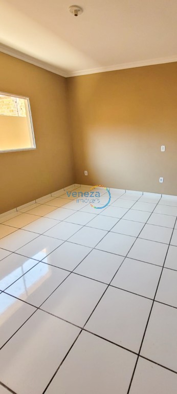 Casa Residencial à venda no bairro Vila Romana de Ibipora com 55m<sup>2</sup> útil, 2 quartos, 1 vaga de garagem