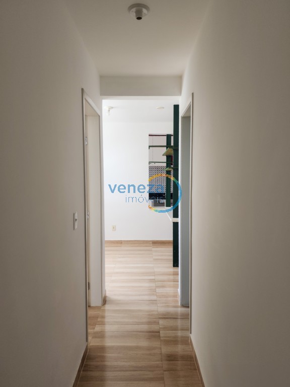 Apartamento à venda no bairro Nacoes Unidas de Londrina com 46.77m<sup>2</sup> útil, 2 quartos, 1 vaga de garagem