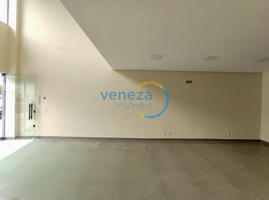 Salão-loja para locação no bairro Centro de Rolandia com 97m<sup>2</sup> útil