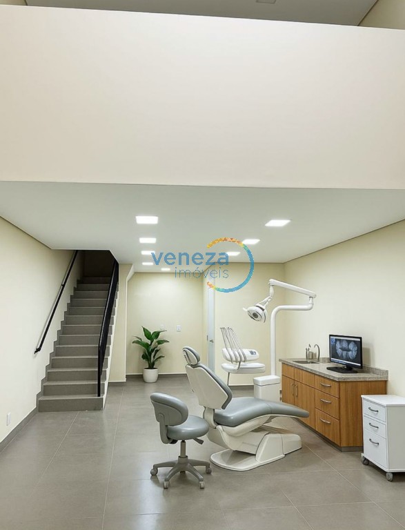 Salão-loja para locação no bairro Centro de Rolandia com 97m<sup>2</sup> útil