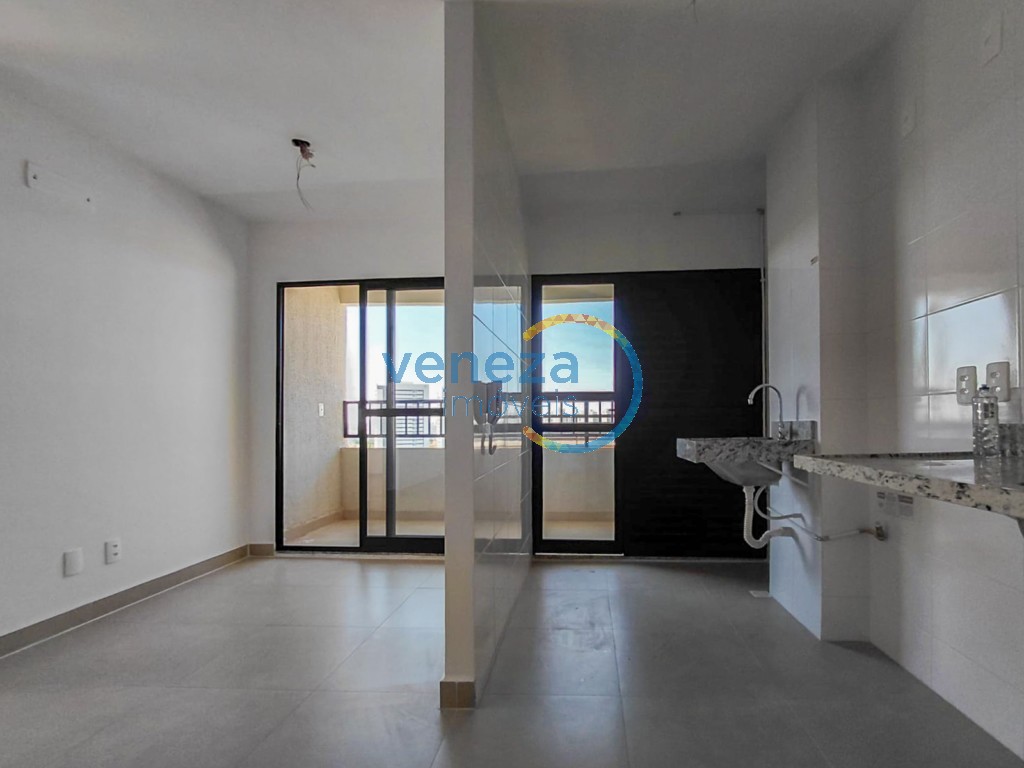 Apartamento à venda no bairro Jamaica de Londrina com 56.54m<sup>2</sup> útil, 2 quartos, 1 vaga de garagem