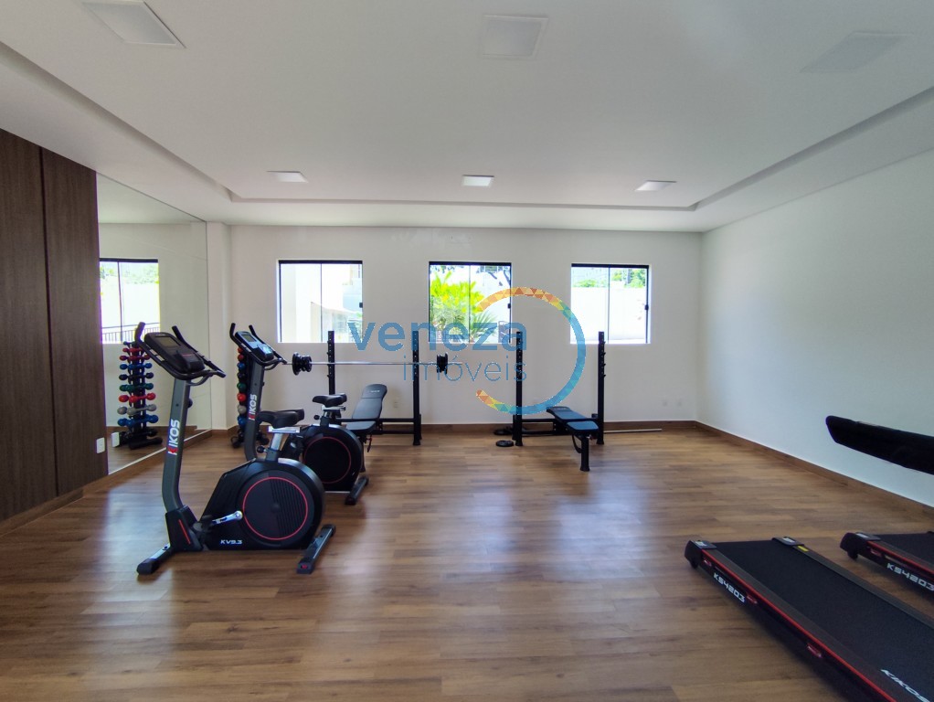 Apartamento à venda no bairro Jamaica de Londrina com 56.54m<sup>2</sup> útil, 2 quartos, 1 vaga de garagem