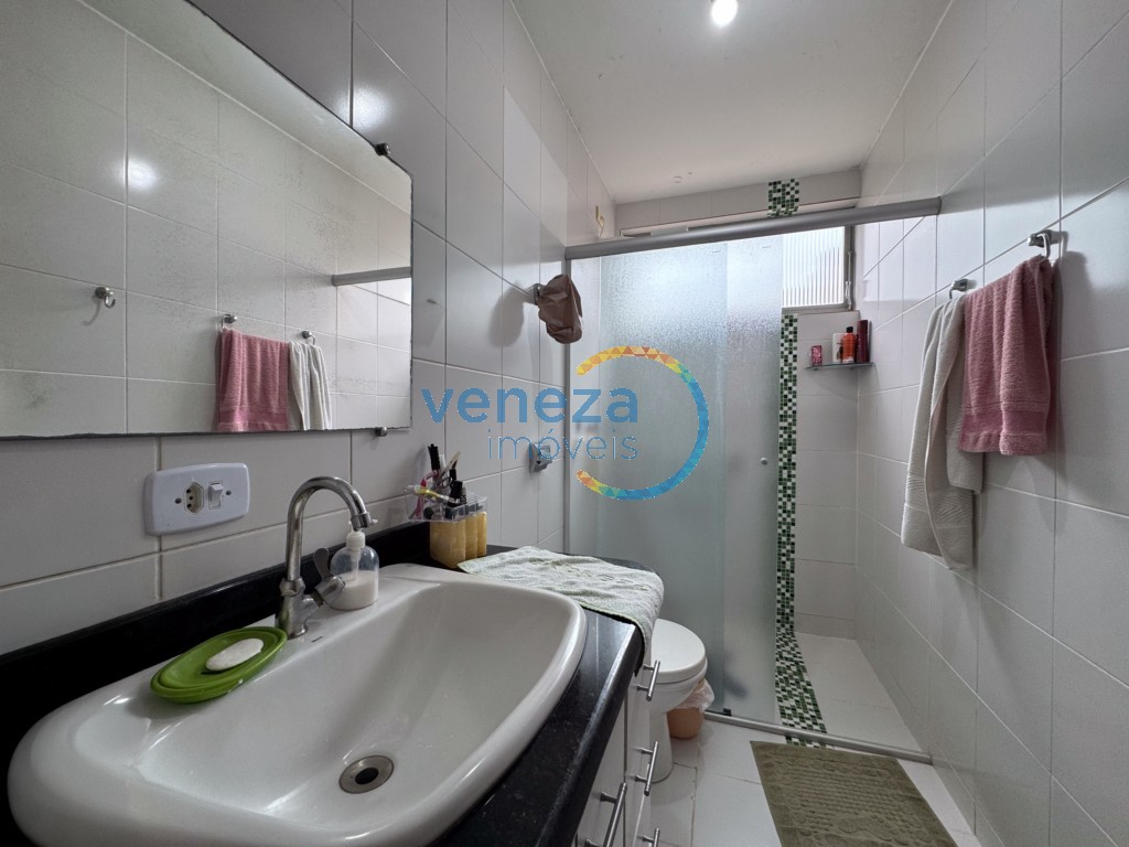 Apartamento à venda no bairro Centro de Londrina com 115m<sup>2</sup> útil, 3 quartos, 1 vaga de garagem