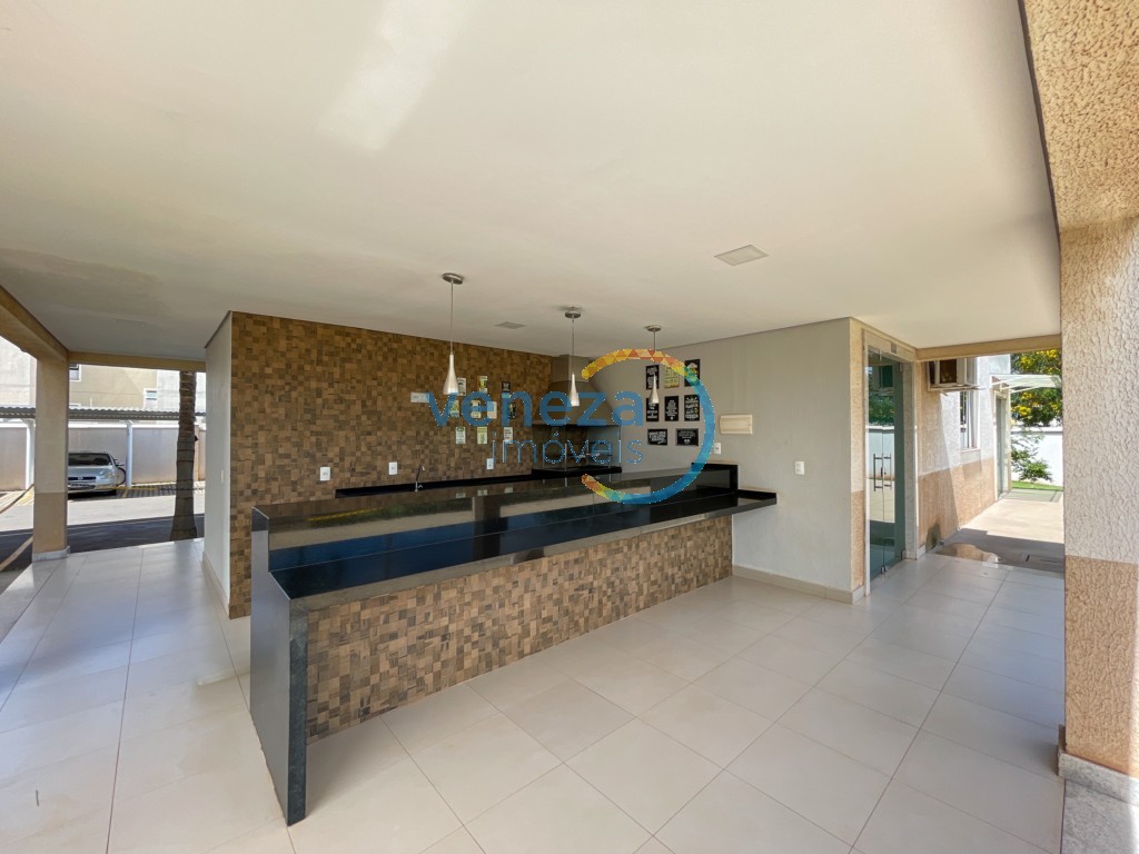 Apartamento para locação no bairro Cidade Industrial II de Londrina com 46m<sup>2</sup> útil, 2 quartos, 1 vaga de garagem