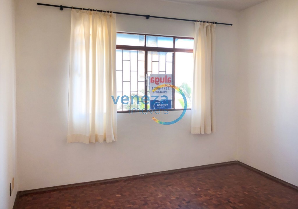 Apartamento à venda no bairro Agari de Londrina com 42m<sup>2</sup> útil, 2 quartos, 1 vaga de garagem