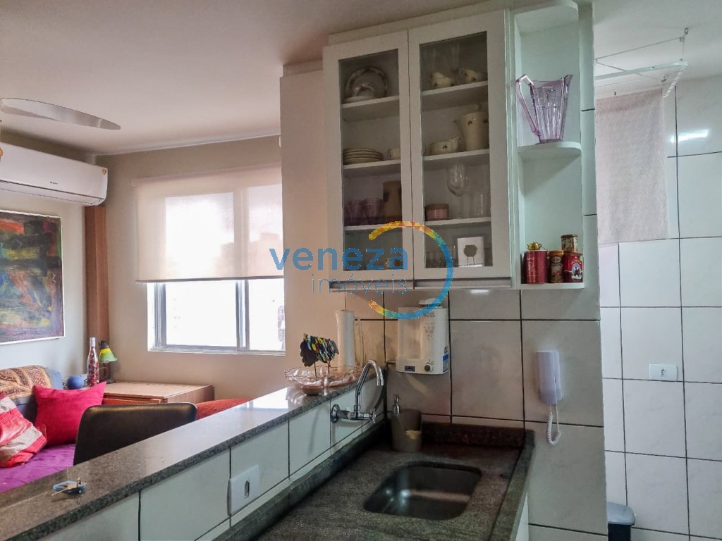 Apartamento à venda no bairro Ipiranga de Londrina com 33.85m<sup>2</sup> útil, 1 quarto