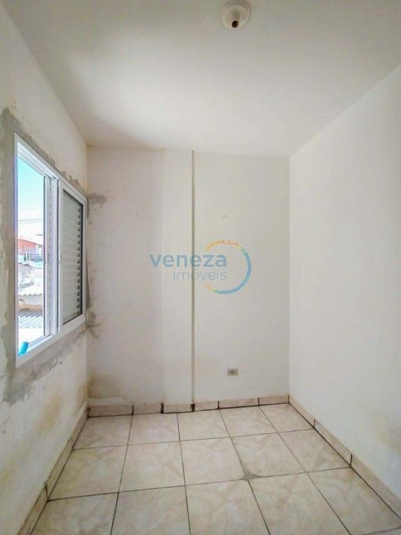 Apartamento à venda no bairro Dom Bosco de Londrina com 85.67m<sup>2</sup> útil, 4 quartos, 1 vaga de garagem