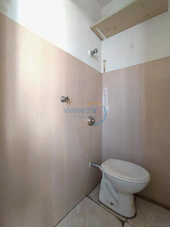 Apartamento à venda no bairro Dom Bosco de Londrina com 85.67m<sup>2</sup> útil, 4 quartos, 1 vaga de garagem