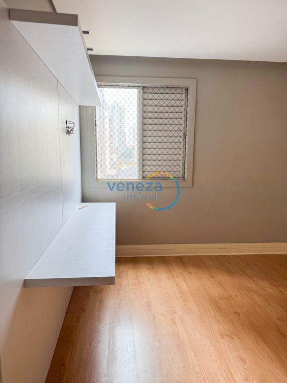 Apartamento à venda no bairro Centro de Londrina com 74.1m<sup>2</sup> útil, 3 quartos, 1 vaga de garagem