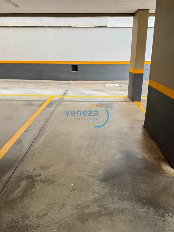 Apartamento à venda no bairro Centro de Londrina com 74.1m<sup>2</sup> útil, 3 quartos, 1 vaga de garagem