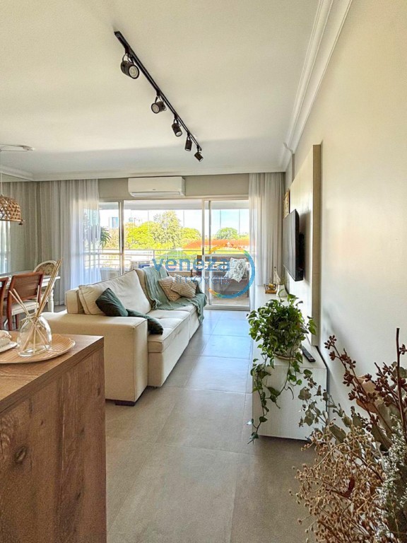 Apartamento à venda no bairro Gleba Palhano de Londrina com 113m<sup>2</sup> útil, 3 quartos, 2 vagas de garagem