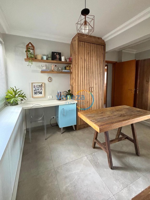 Apartamento à venda no bairro Gleba Palhano de Londrina com 113m<sup>2</sup> útil, 3 quartos, 2 vagas de garagem