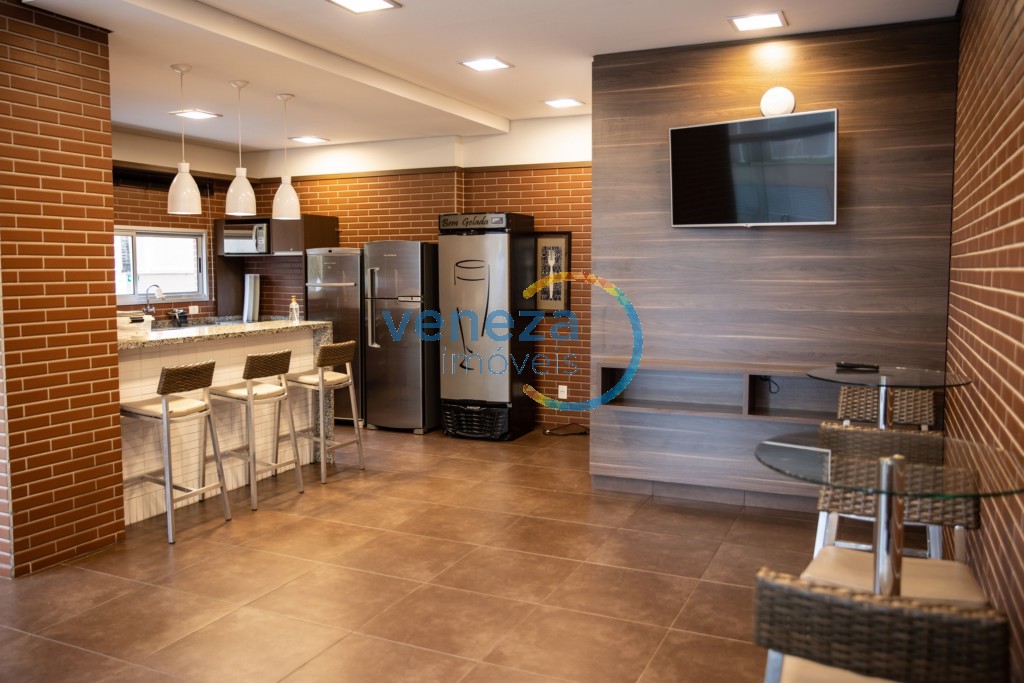 Apartamento à venda no bairro Gleba Fazenda Palhano de Londrina com 73m<sup>2</sup> útil, 2 quartos, 1 vaga de garagem