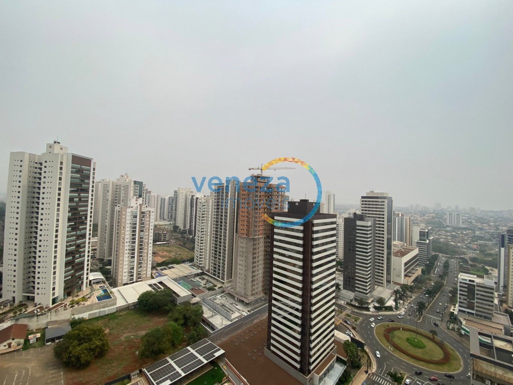 Apartamento à venda no bairro Gleba Palhano de Londrina com 81.1m<sup>2</sup> útil, 3 quartos, 2 vagas de garagem