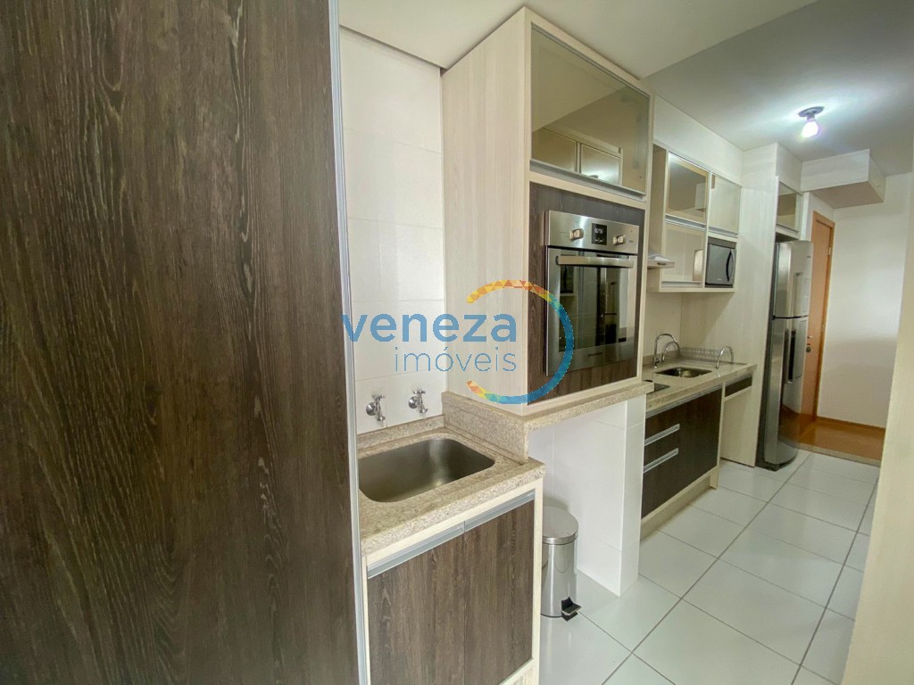 Apartamento à venda no bairro Gleba Palhano de Londrina com 81.1m<sup>2</sup> útil, 3 quartos, 2 vagas de garagem