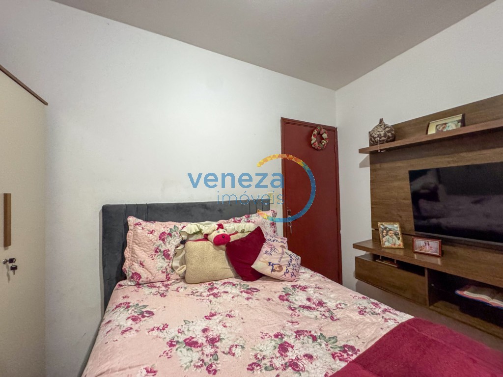 Apartamento à venda no bairro Centro de Londrina com 50.24m<sup>2</sup> útil, 2 quartos